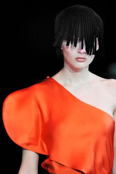 Look 63